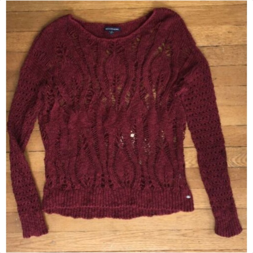 American Eagle open stitch burgundy red crochet knit Sweater Crew small
